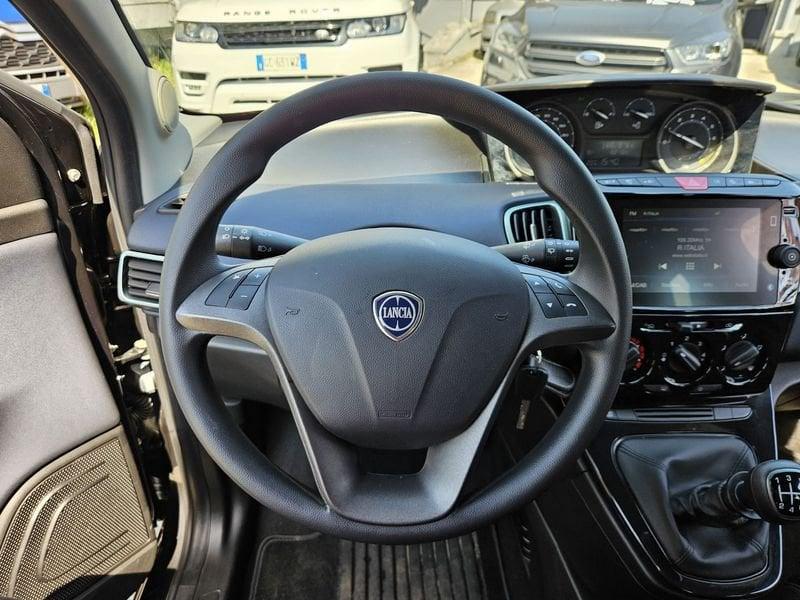 Lancia Ypsilon 1.0 FireFly 70cv Hybrid