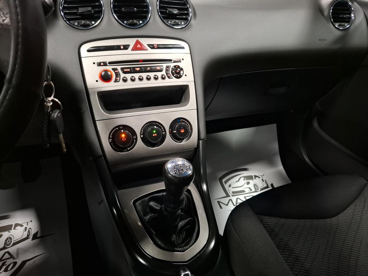 Peugeot 308 1.4 VTi benzina Neopatentato