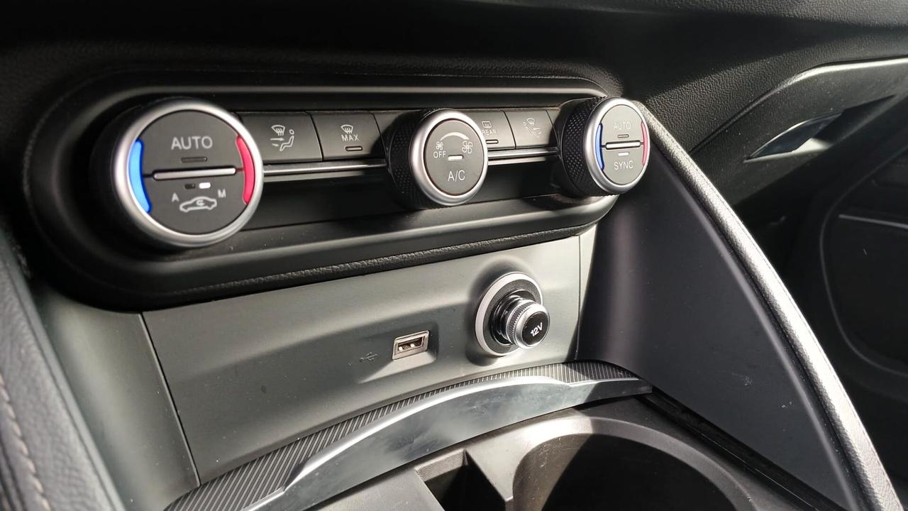 Alfa Romeo Stelvio 2.2 Turbodiesel 190 CV AT8 Q4 Sprint