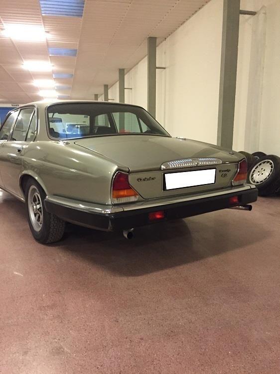 JAGUAR Daimler Sovereign 4.2