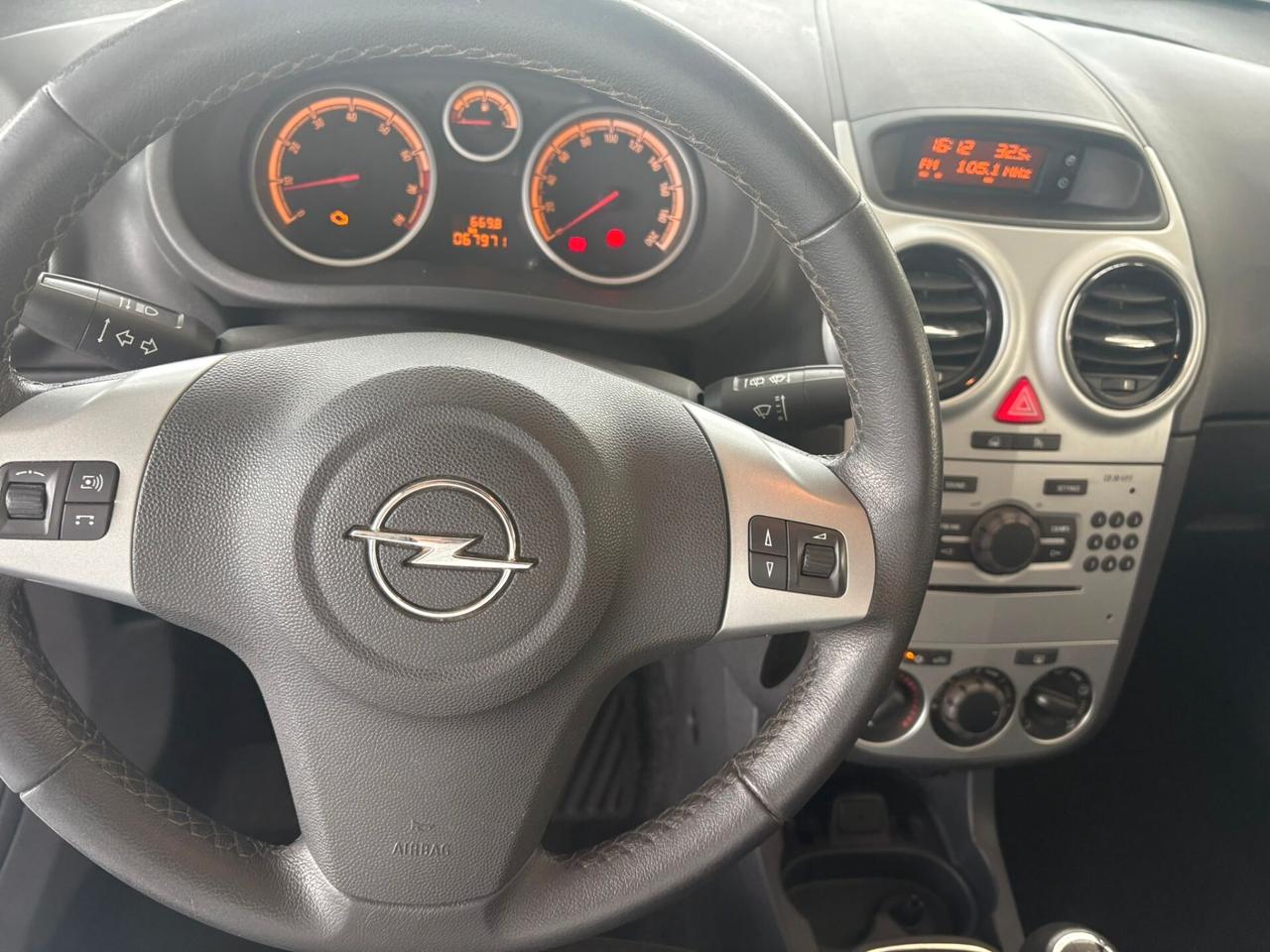 Opel Corsa 1.2 5 porte Edition