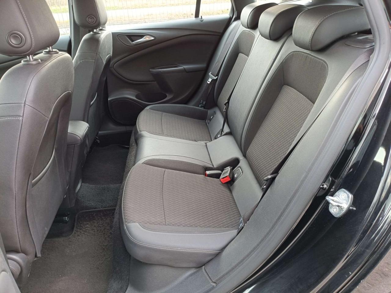 Opel Astra 1.6 CDTi 136CV aut. Sports Tourer Business