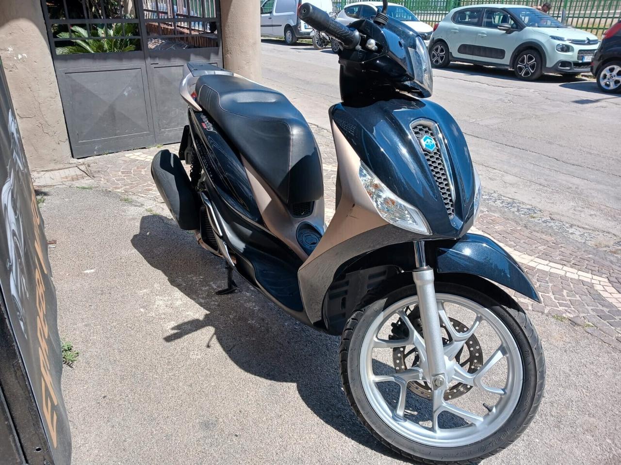 Piaggio Medley 125
