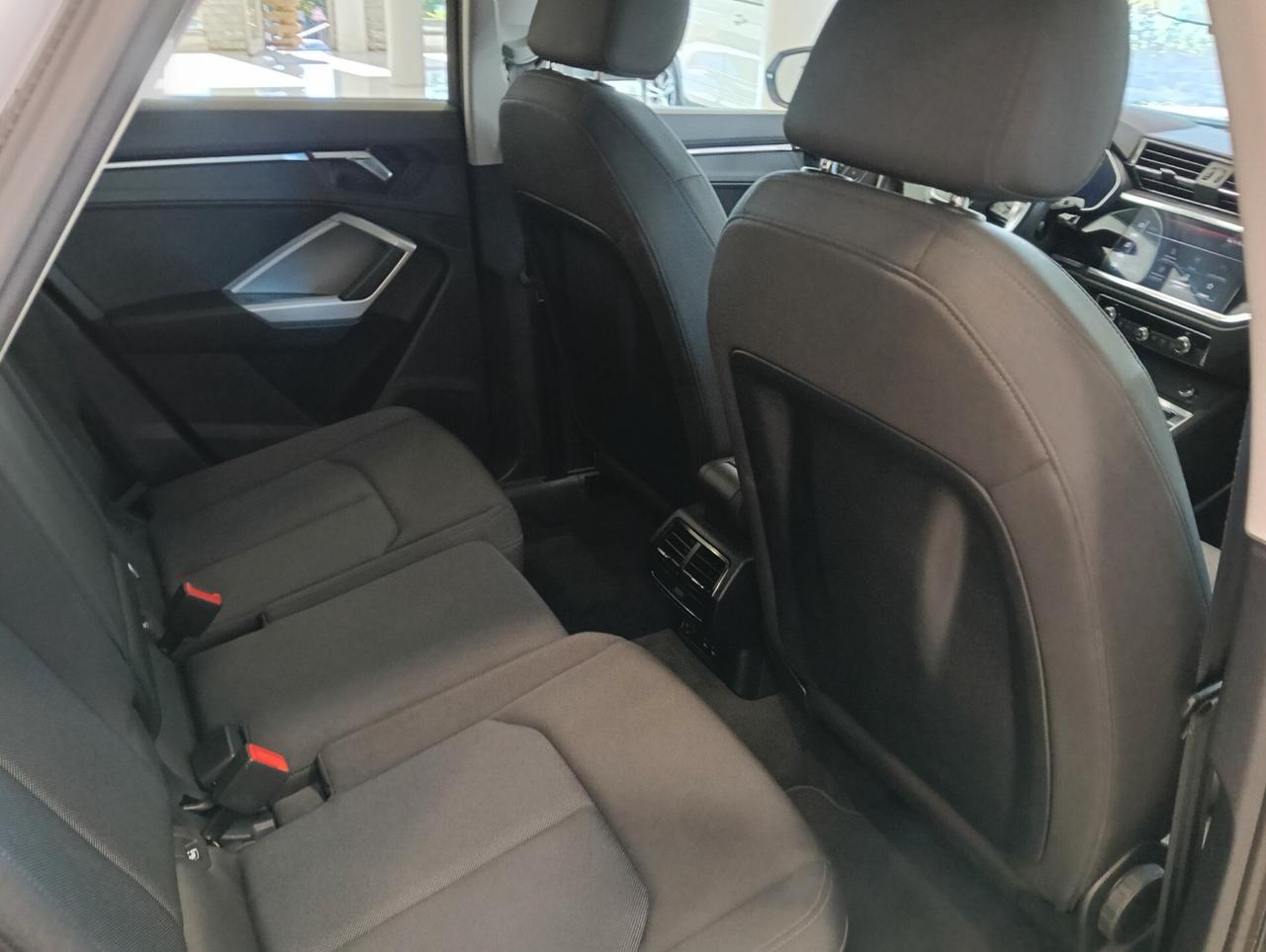 Audi Q3 SPB 35 TDI S tronic Business Plus