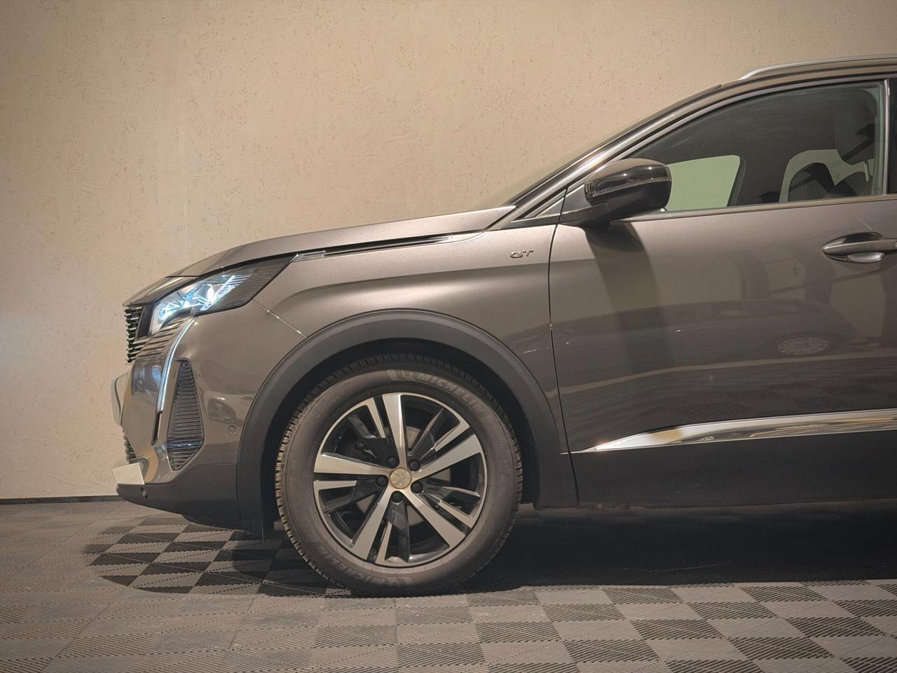 Peugeot 3008 1.5 HDI 130CV EAT8 GT Line