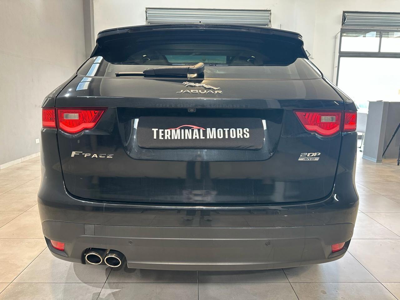 Jaguar F-Pace 2.0 D 180 CV AWD R-Sport