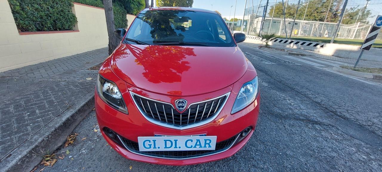 YPSILON 1,2 GPL DI SERIE CASA MADRE LANCIA MOD.ALBERTA FERRETTI FARI A LED IMPECCABILE