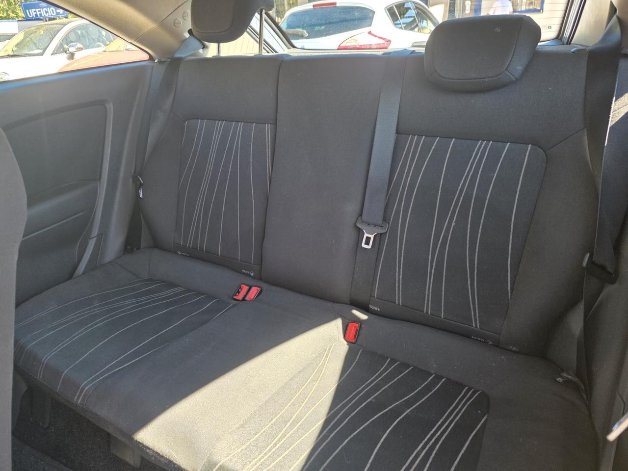 Opel Corsa 1.2 3 porte Club