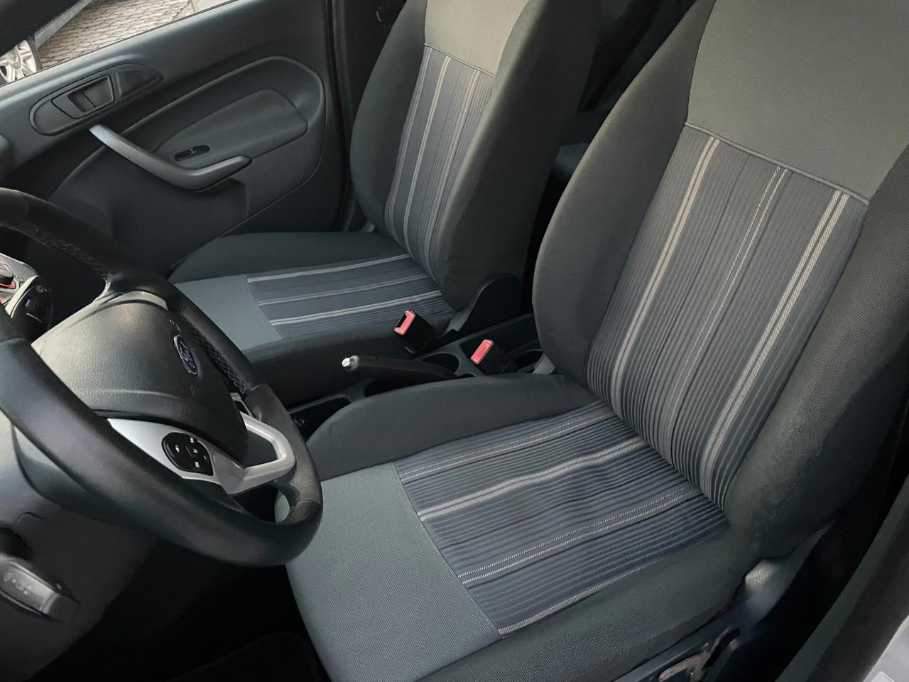 Ford Fiesta Fiesta+ 1.2 82CV 5 porte IDONEA NEOPATENTATI