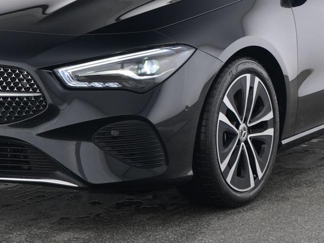 MERCEDES-BENZ CLA 180 Automatic Shooting Brake Line Advanced