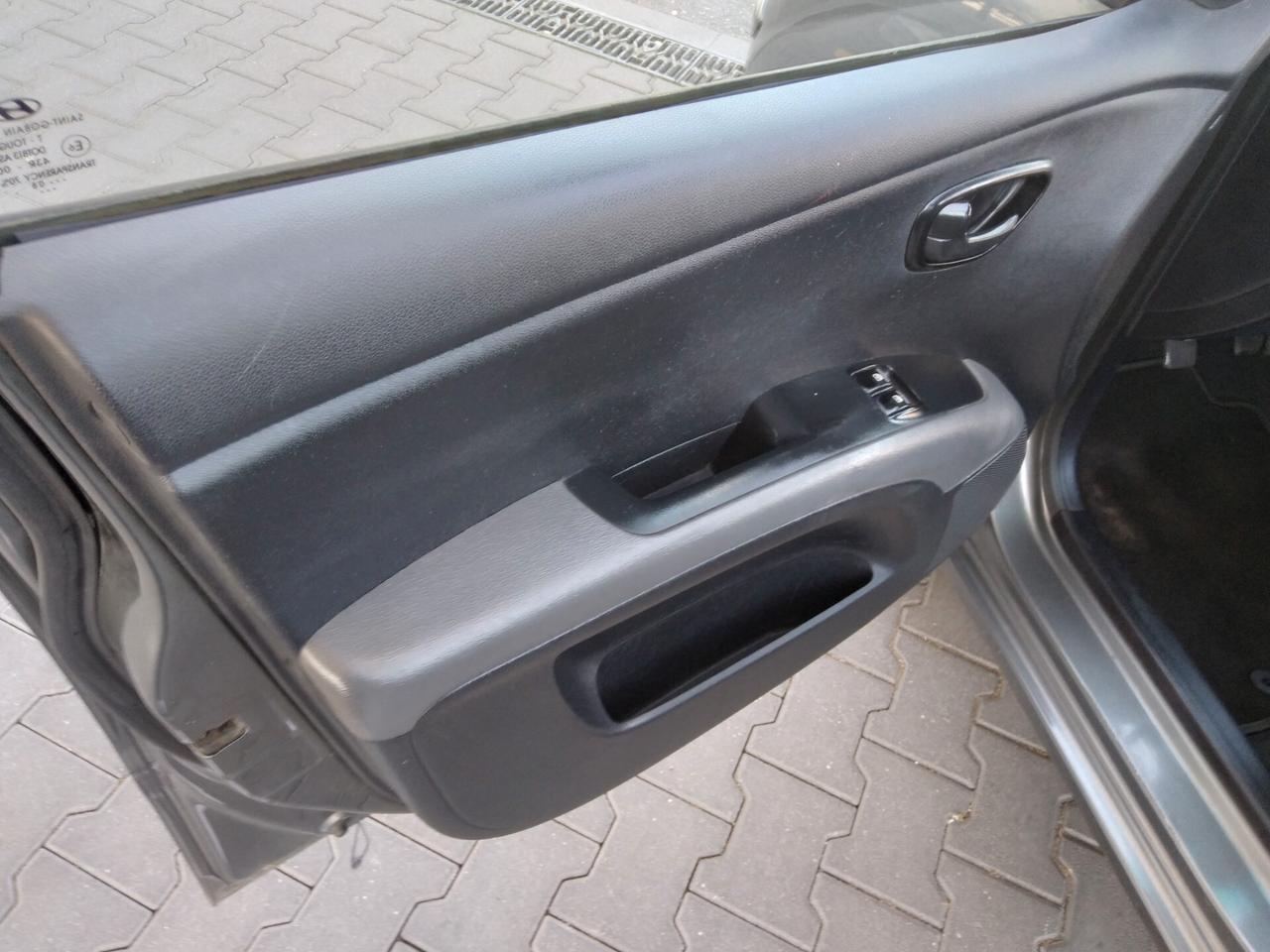 Hyundai i10 1.1 12V 64cv BlueDrive GPL Style x neopatentati