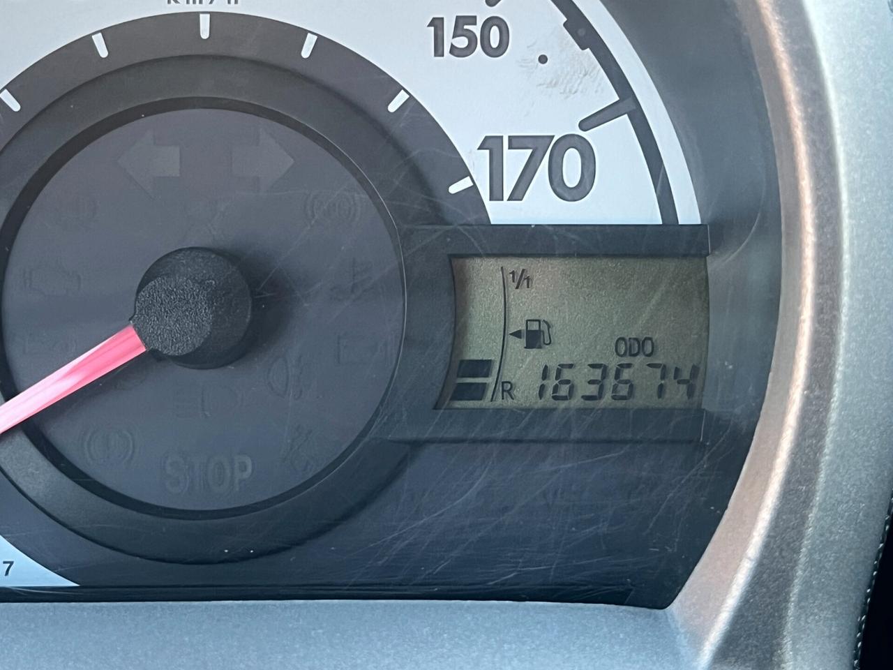 Toyota Aygo 1.0 12V VVT-i 5 porte Sol Connect Red Edition NEOPATENTATI