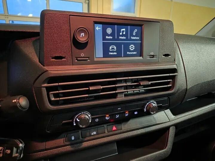 Opel Vivaro 1.5 Diesel 120CV passo lungo xl L3 H1 3000km uniprop