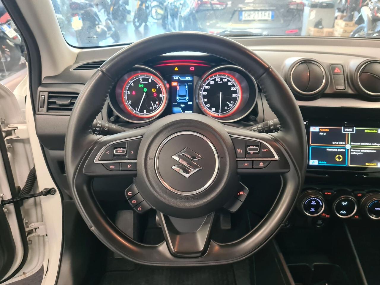 Suzuki Swift 1.2 Hybrid Top