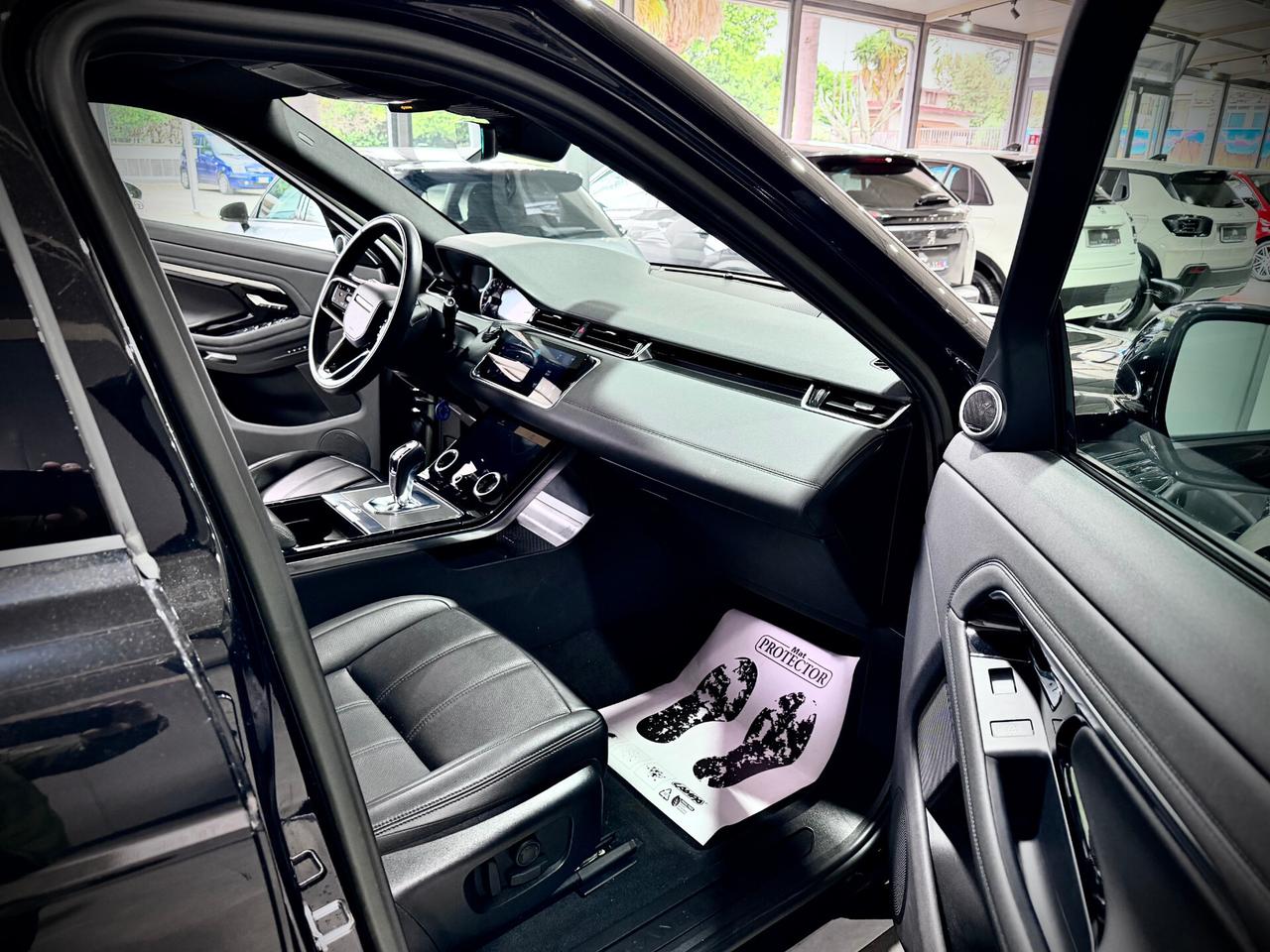 Land Rover Range Rover Evoque 2.0d i4 163CV Mhev SE Total Black N1