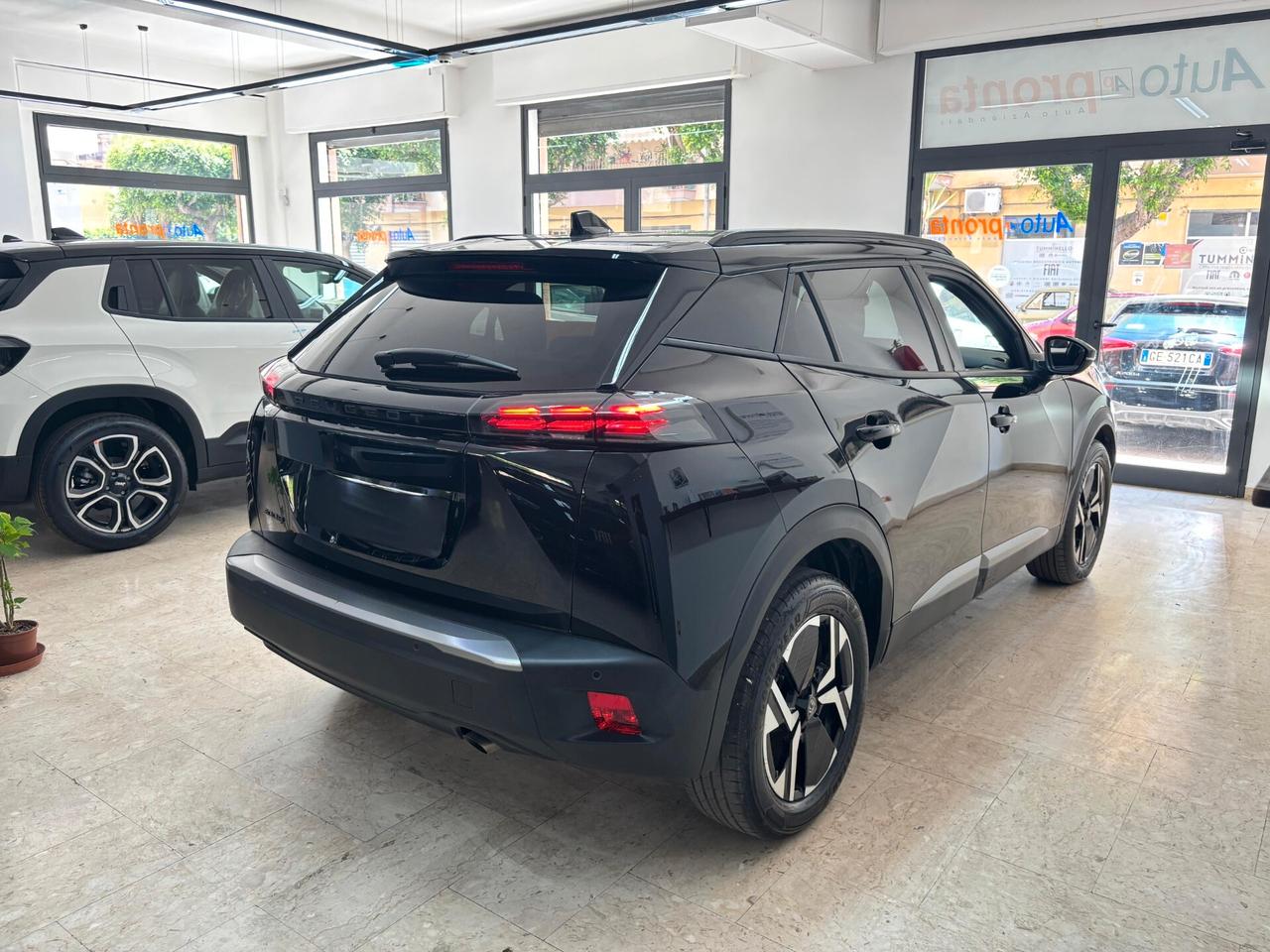 Peugeot 2008 PureTech 100 S&S Allure