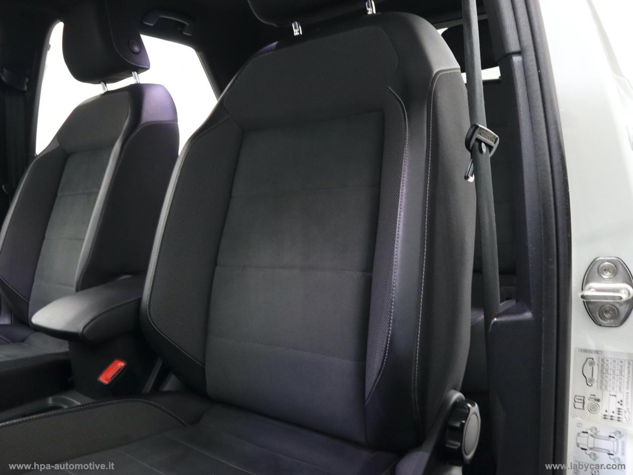 VOLKSWAGEN T-Roc 2.0TDI R-LINE NAVI LED PELLE MATRIX