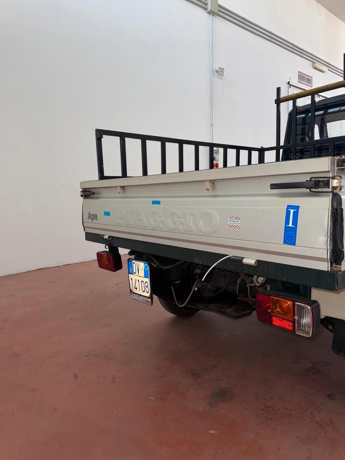 Piaggio Ape