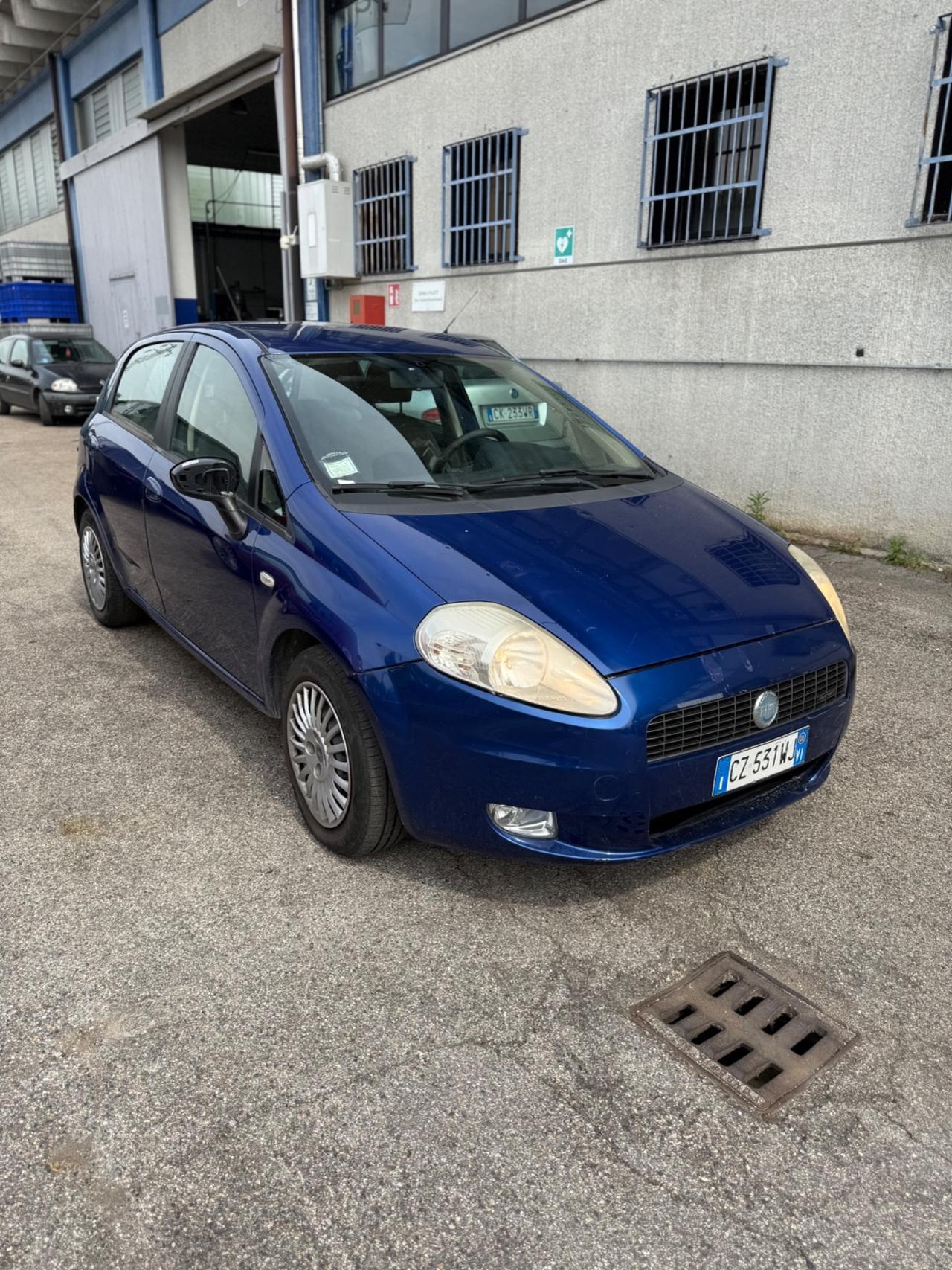 Fiat Grande Punto Grande Punto 1.3 MJT 90 CV 5 porte Dynamic