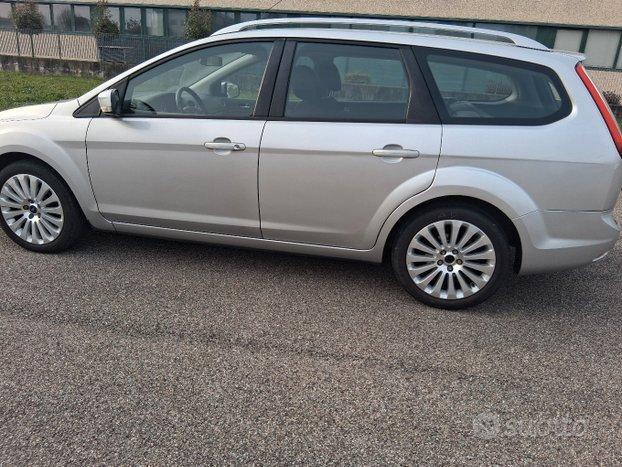 FORD FOCUS DISEL 1.6 ANNO 2010