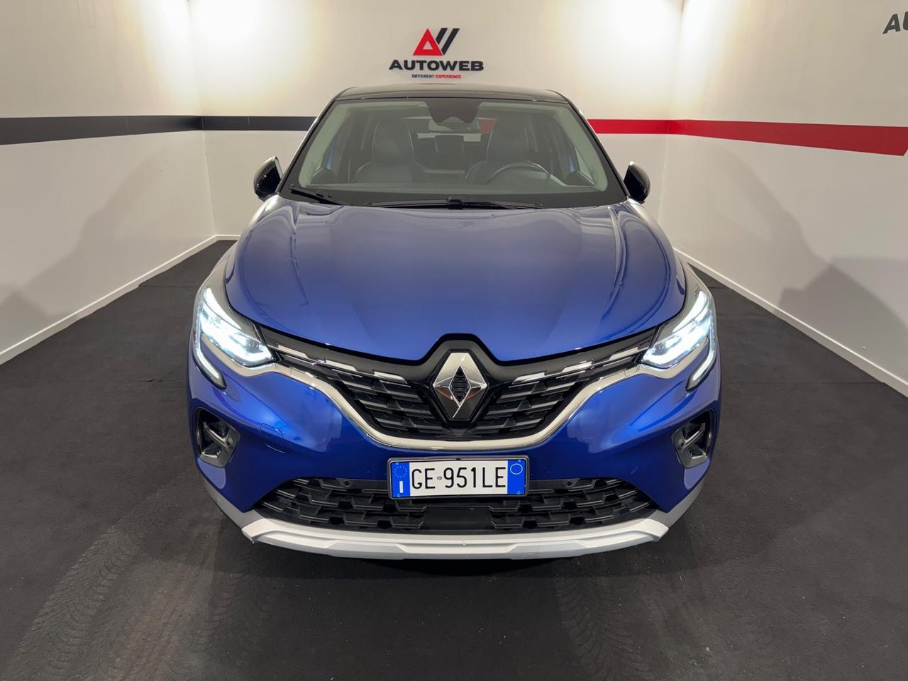 Renault Captur Plug-in Hybrid E-Tech 160 CV Initiale Paris