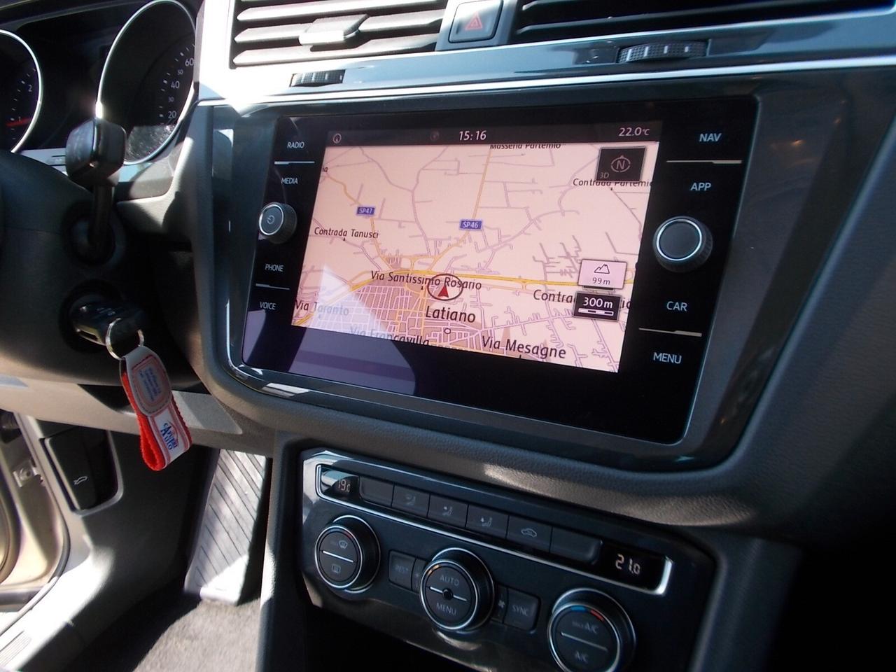 Volkswagen Tiguan 2.0 TDi DSG *FULL OPT* daVETRINA