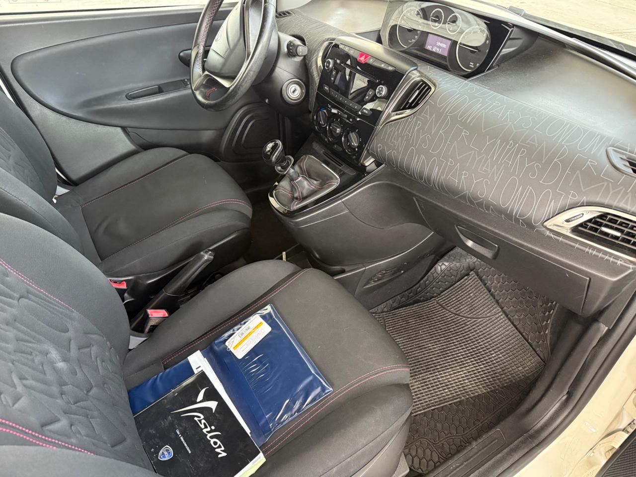 Lancia Ypsilon 1.2 69 CV Elefantino km 58.000