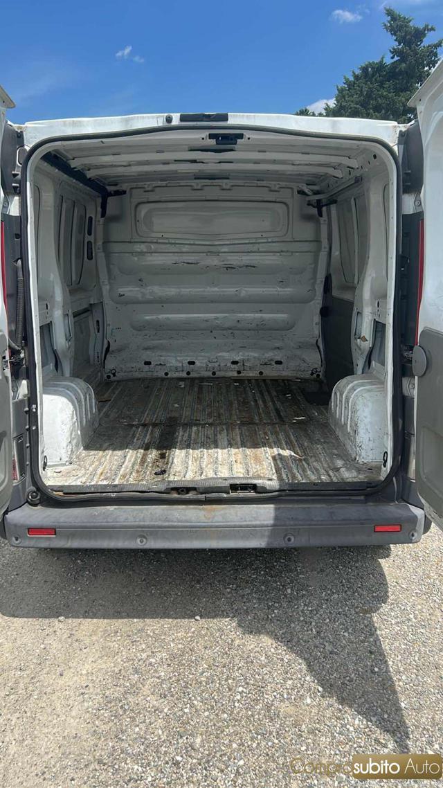 RENAULT Trafic T27 2.0 dCi PIU IVA 22%