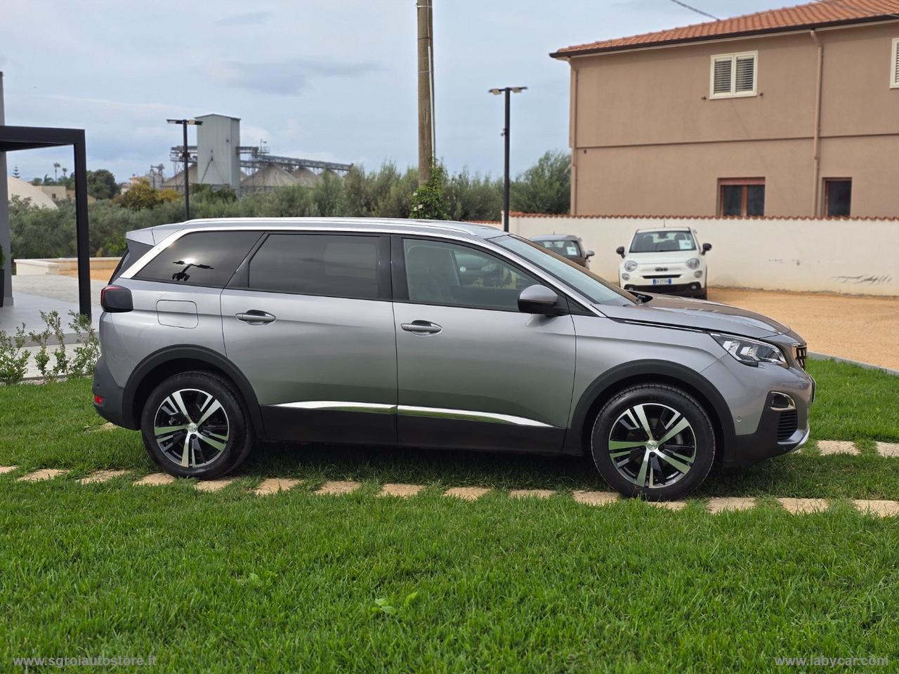 PEUGEOT 5008 BlueHDi 130 S&S EAT8 Allure