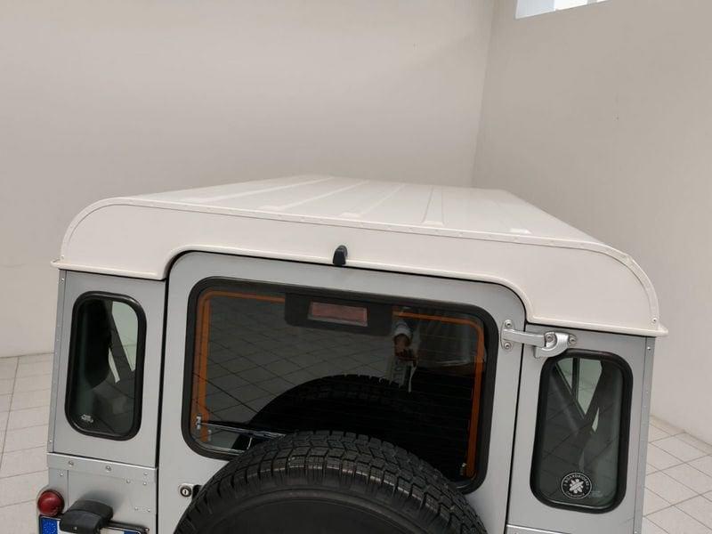 Land Rover Defender Defender 110 2.4 TD4 Station Wagon S 7 POSTI