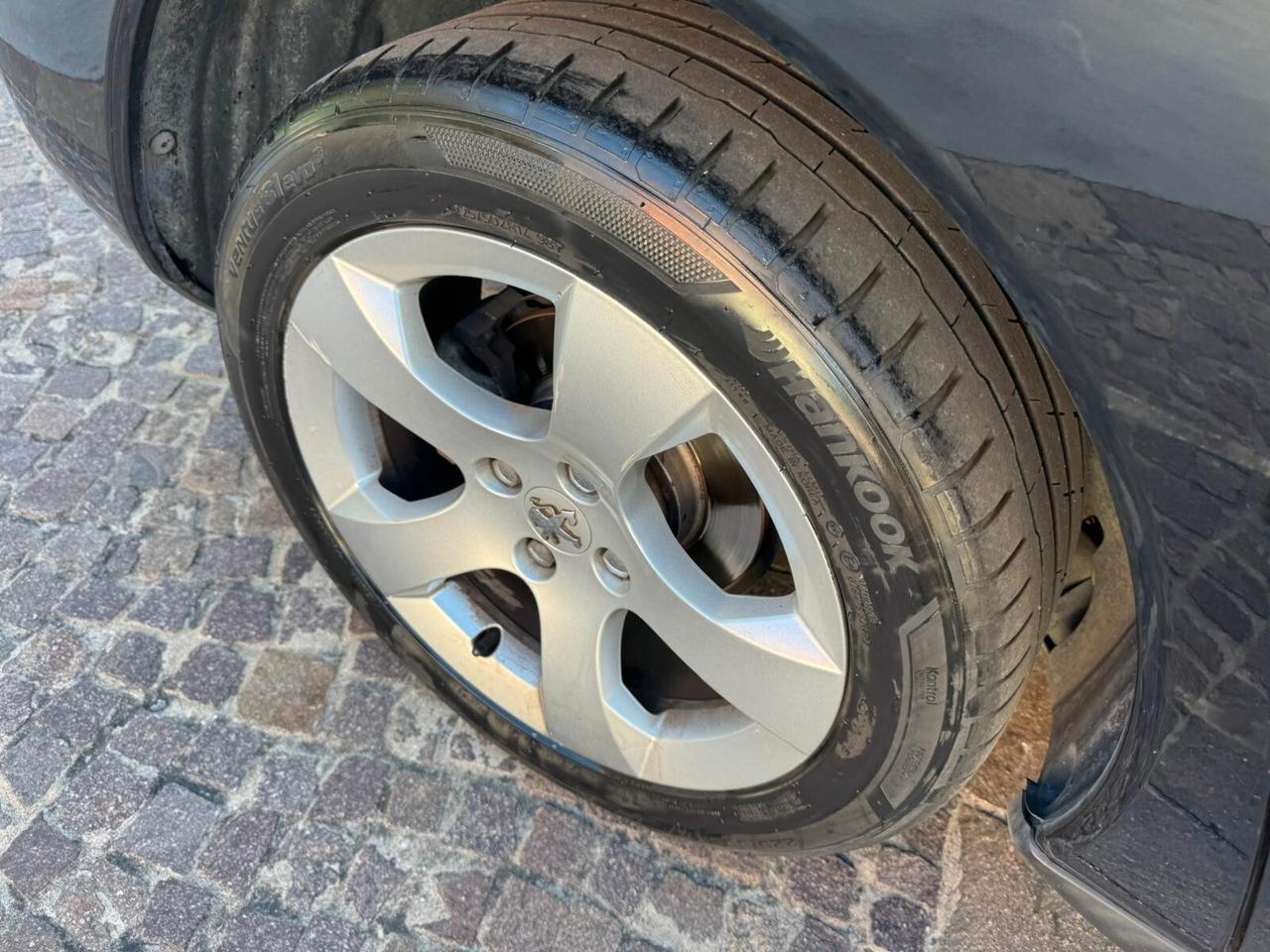 Peugeot 3008 1.6 HDi 110CV Tecno