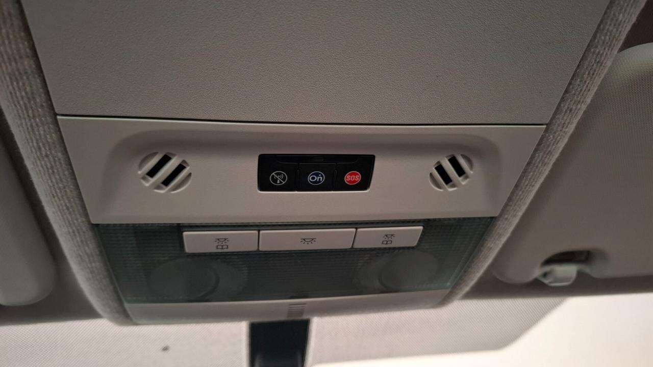 Opel Corsa 1.4 90CV 5 porte Cosmo