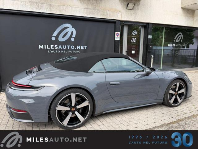 PORSCHE 992 Carrera Cabriolet InnoDrive Scarichi Sed ventilati