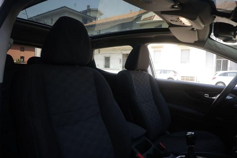 Nissan Qashqai Nissan Qashqai 1.5 110 dCi N-Connecta ANNO 2017