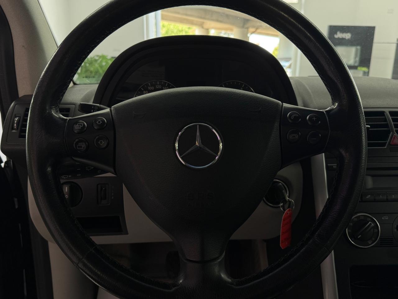 Mercedes-benz Classe A 180D AVANTGARDE Aut.