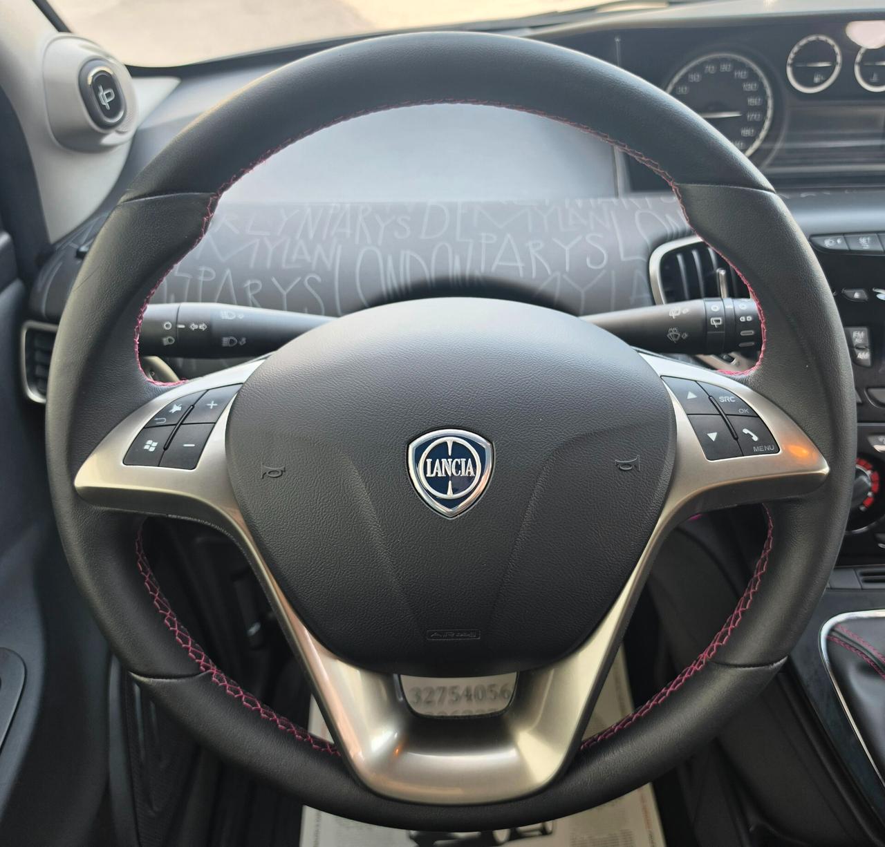 Lancia Ypsilon Paris 1.2 benzina 70cv
