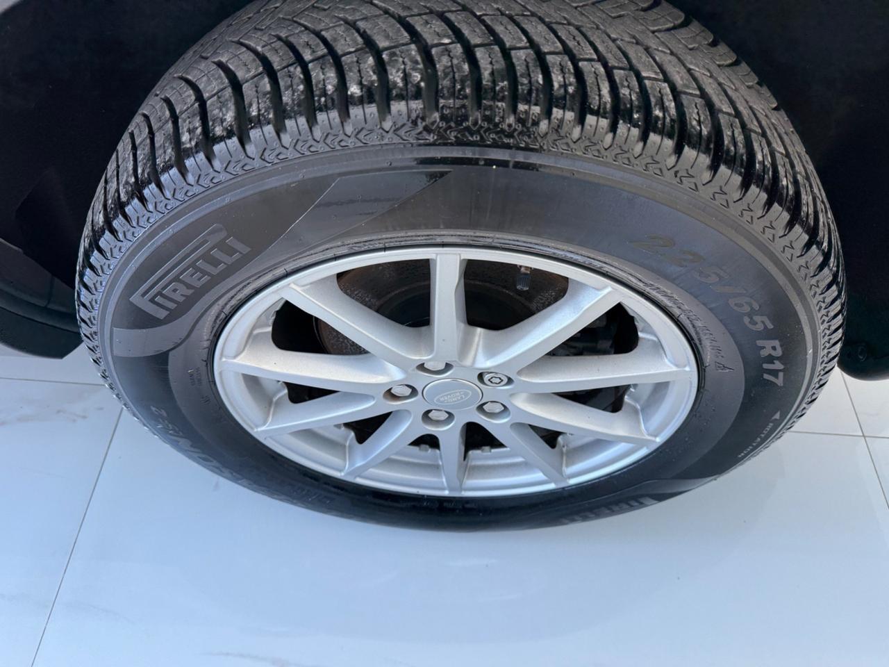 Land Rover discovery 2.0 td4 HSE Luxury awd 150cv automatico