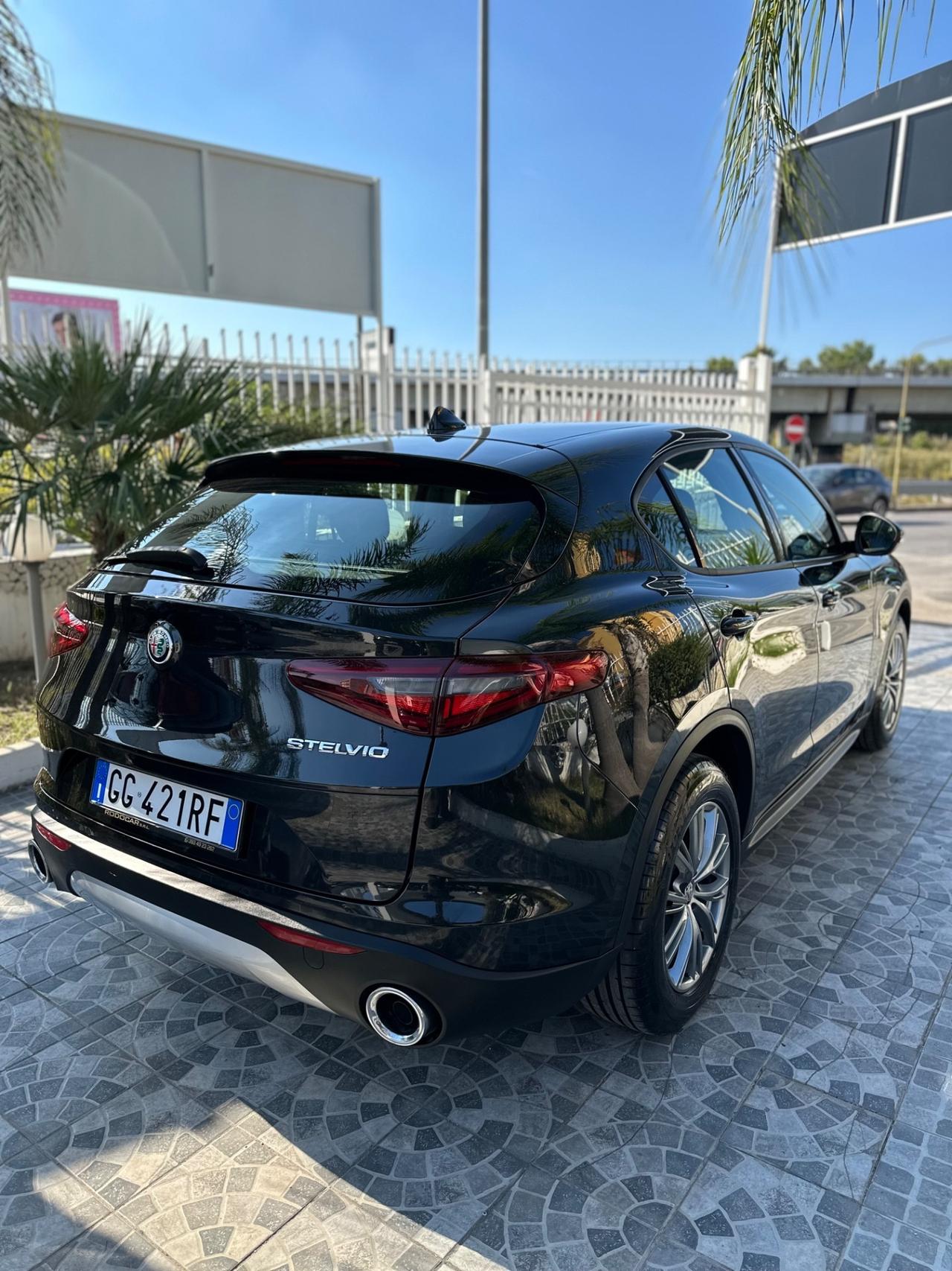 Alfa Romeo Stelvio 2.2 Turbodiesel 190 CV AT8 RWD Executive