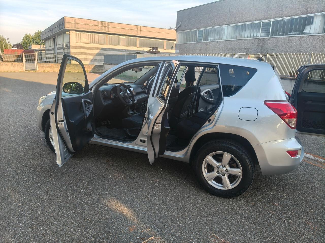 Toyota RAV 4 RAV4 2.2 D-4D 4x4