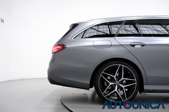 MERCEDES-BENZ E 220 D S.W. AUTOMATICA PREMIUM PLUS OPACA