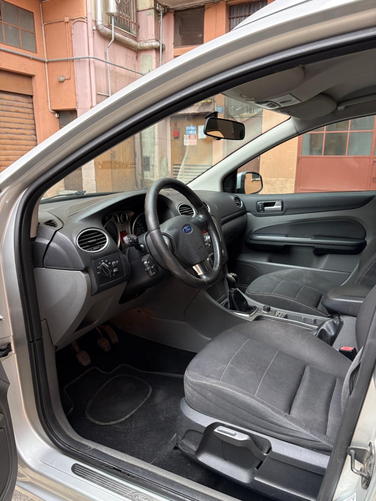 Ford Focus 1.6 TDCi (110CV) SW Titanium OTTIME CONDIZIONI
