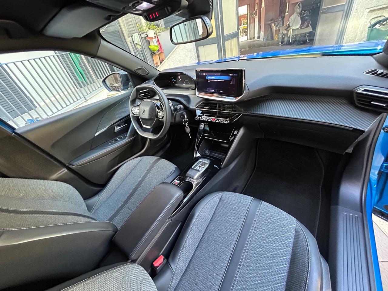 Peugeot 2008 BlueHDi 130 S&S EAT8 Allure Pack