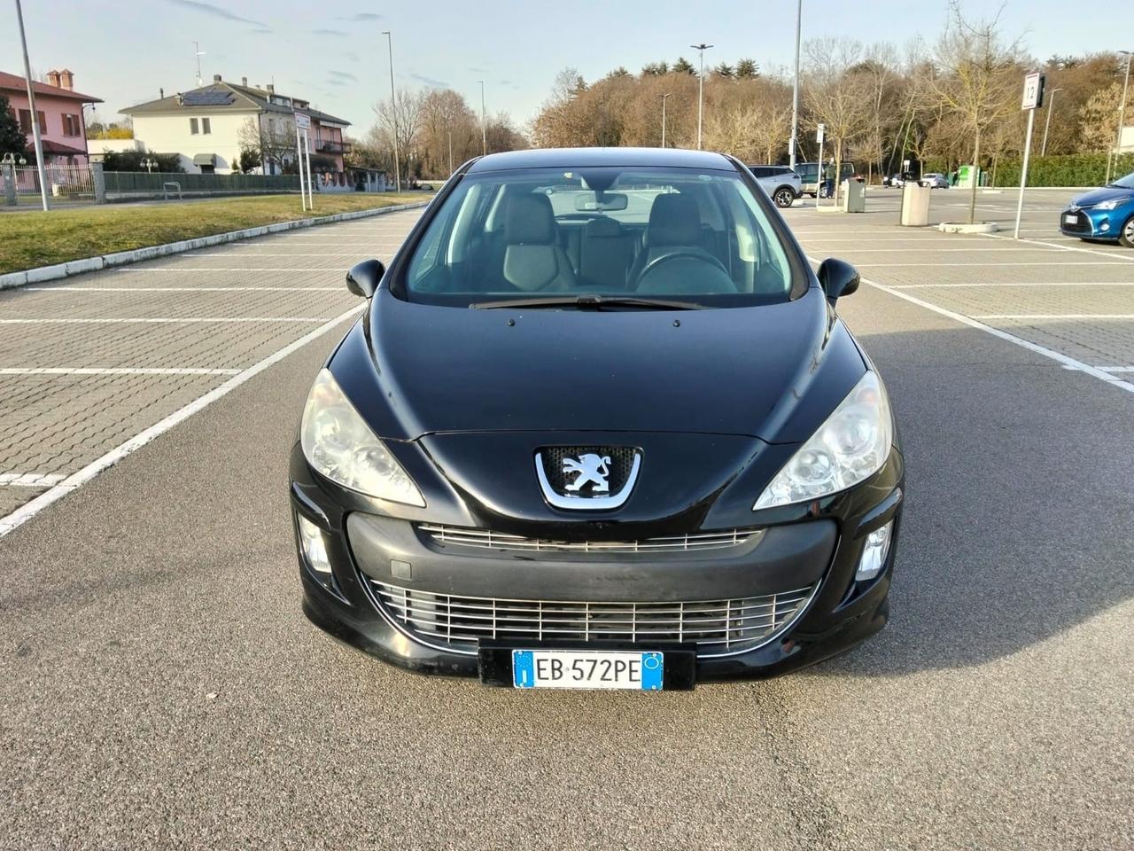 Peugeot 308 1.6 8V HDi 112CV 5p. Automatik*Cruise*Cerchi