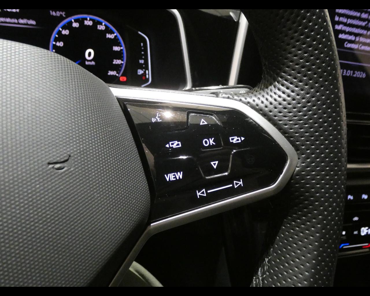 VOLKSWAGEN T-Roc 1ª serie - T-Roc 2.0 TDI SCR R-Line