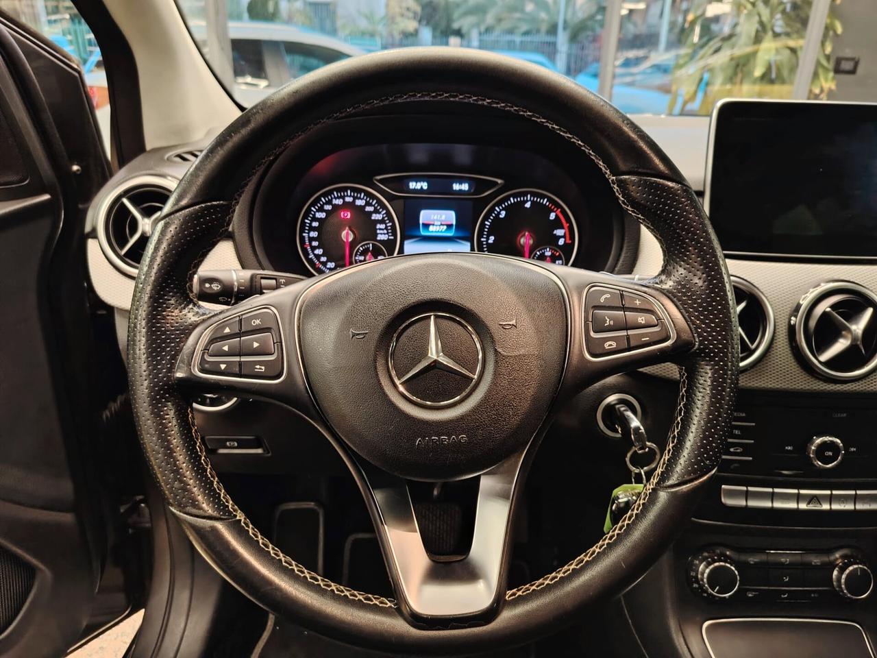 Mercedes-benz B 200 d Automatic