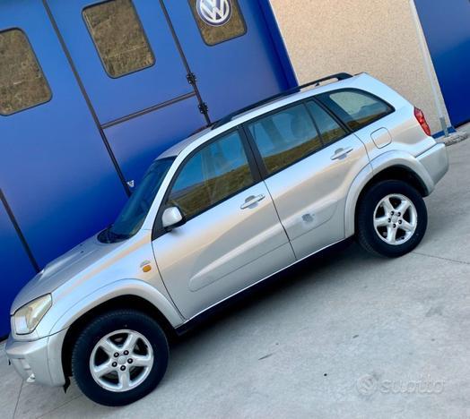 TOYOTA RAV 4 MY23 RAV4 2.0 Tdi D-4D cat 5 porte