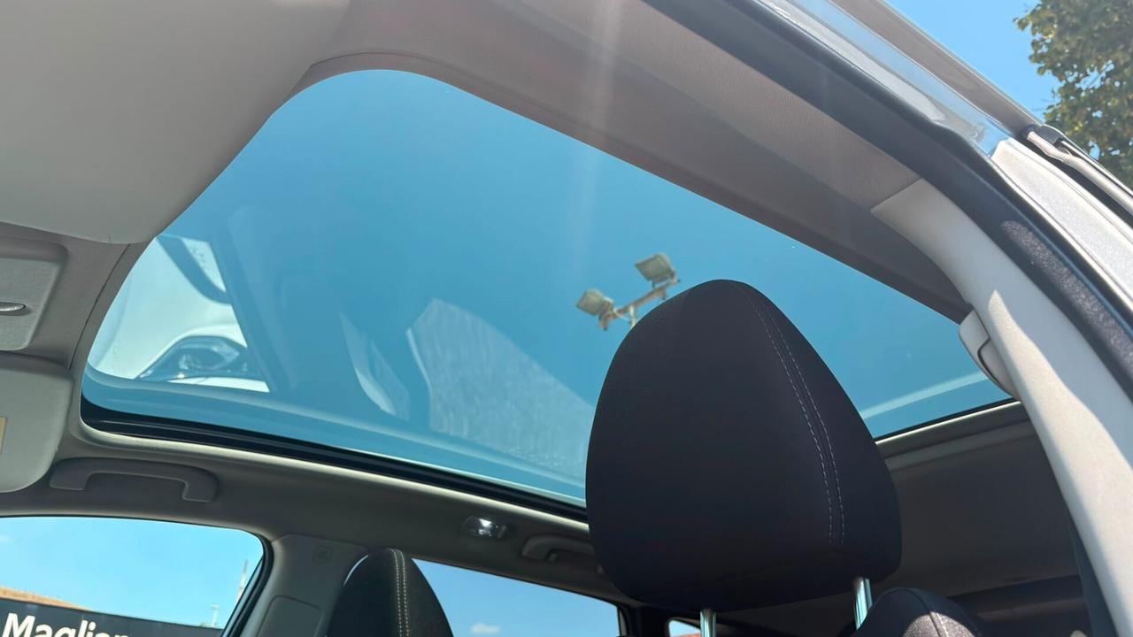 Nissan Qashqai 1.3 DIG-T 140 CV Tekna