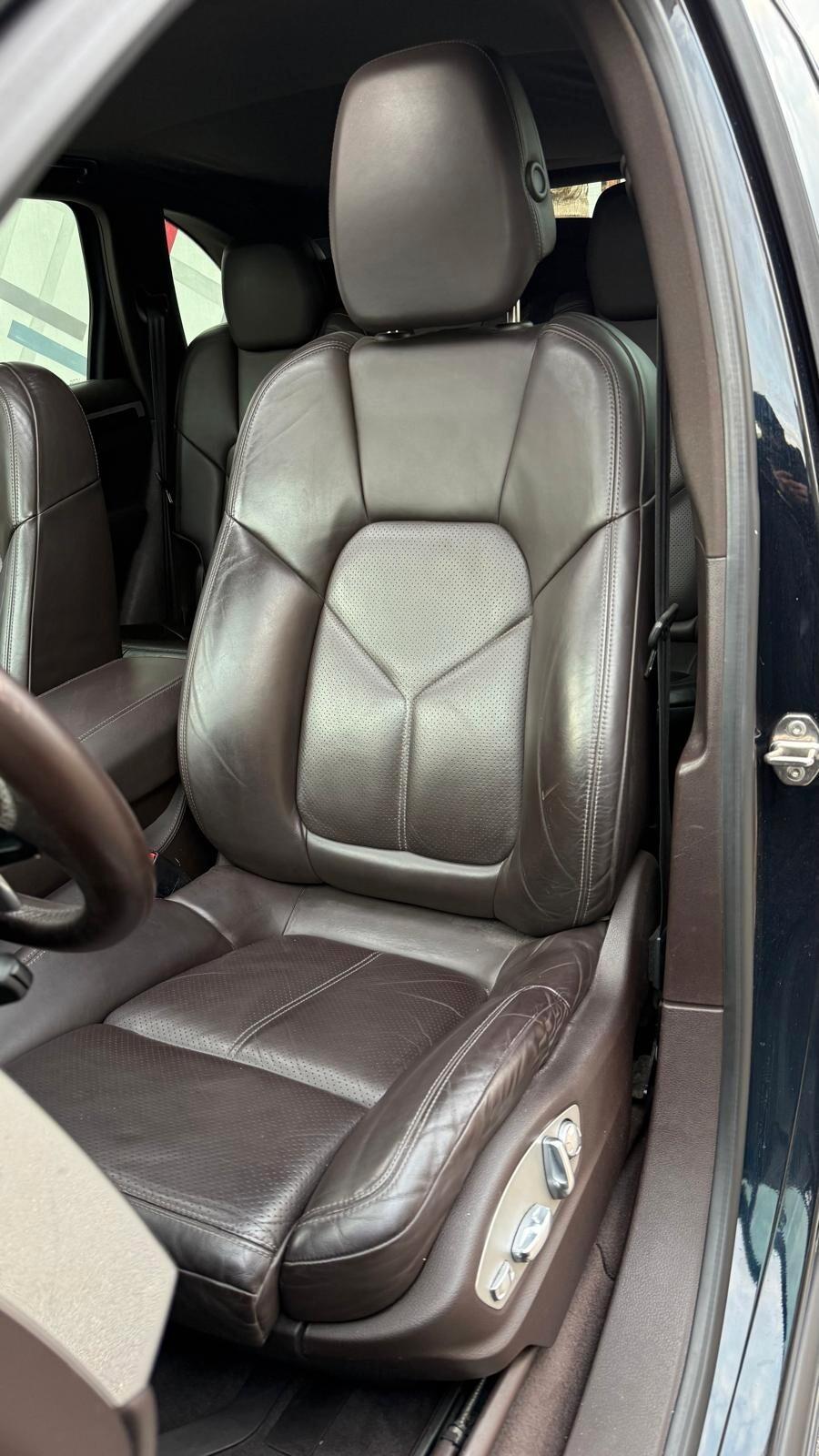 PORSCHE CAYENNE 3.0 DIESEL 2016 PLATINUM EDITION