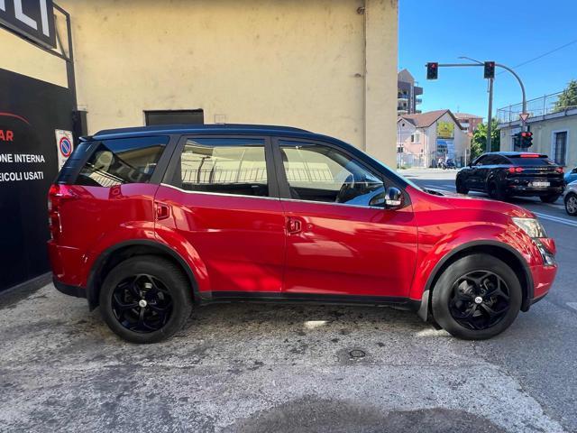 MAHINDRA XUV500 2.2 16V FWD W10