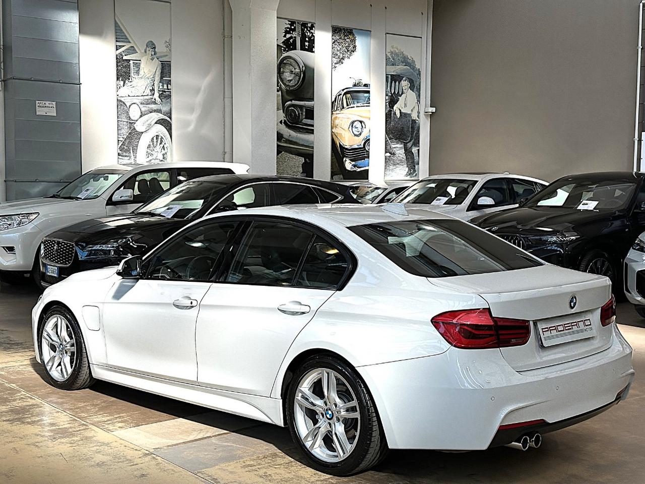BMW 330 e Msport auto-LED-18"-Telecamera-Navi